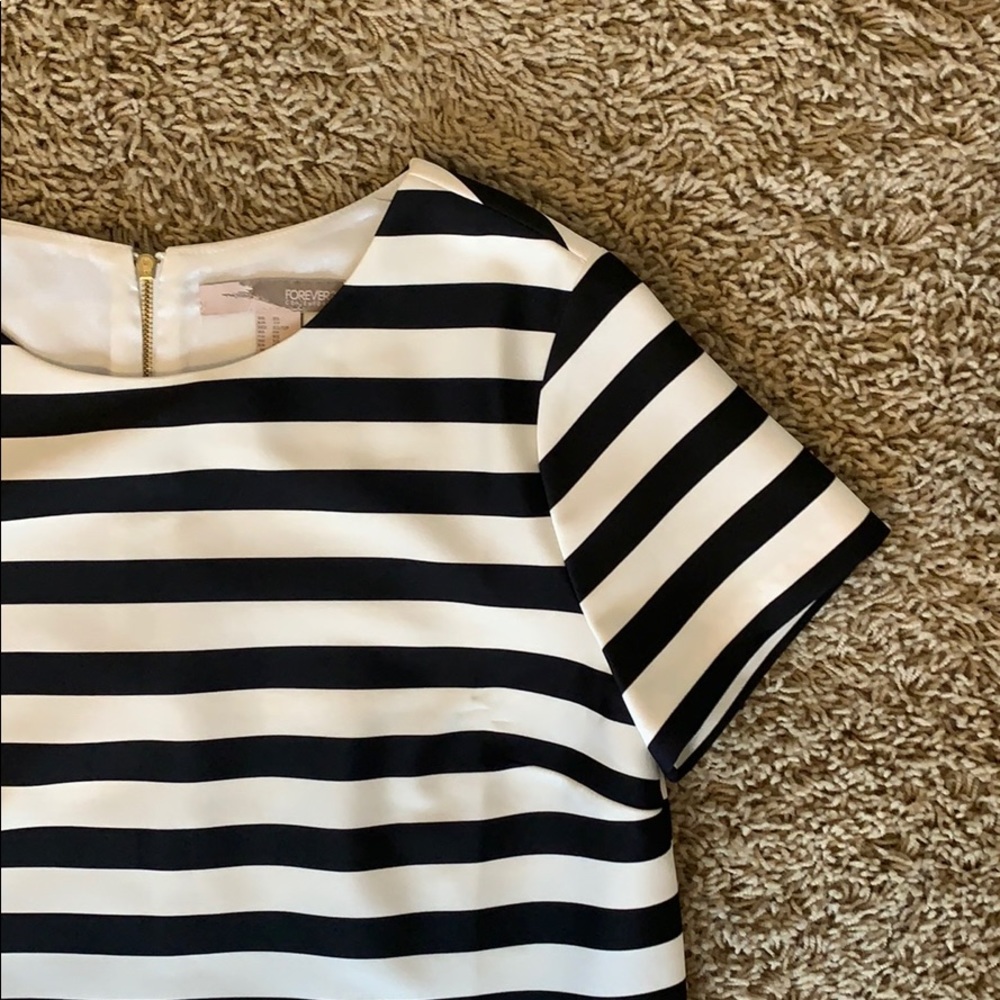 Forever 21 Striped Two-Piece Top and Skirt Set - Picture 3 of 8